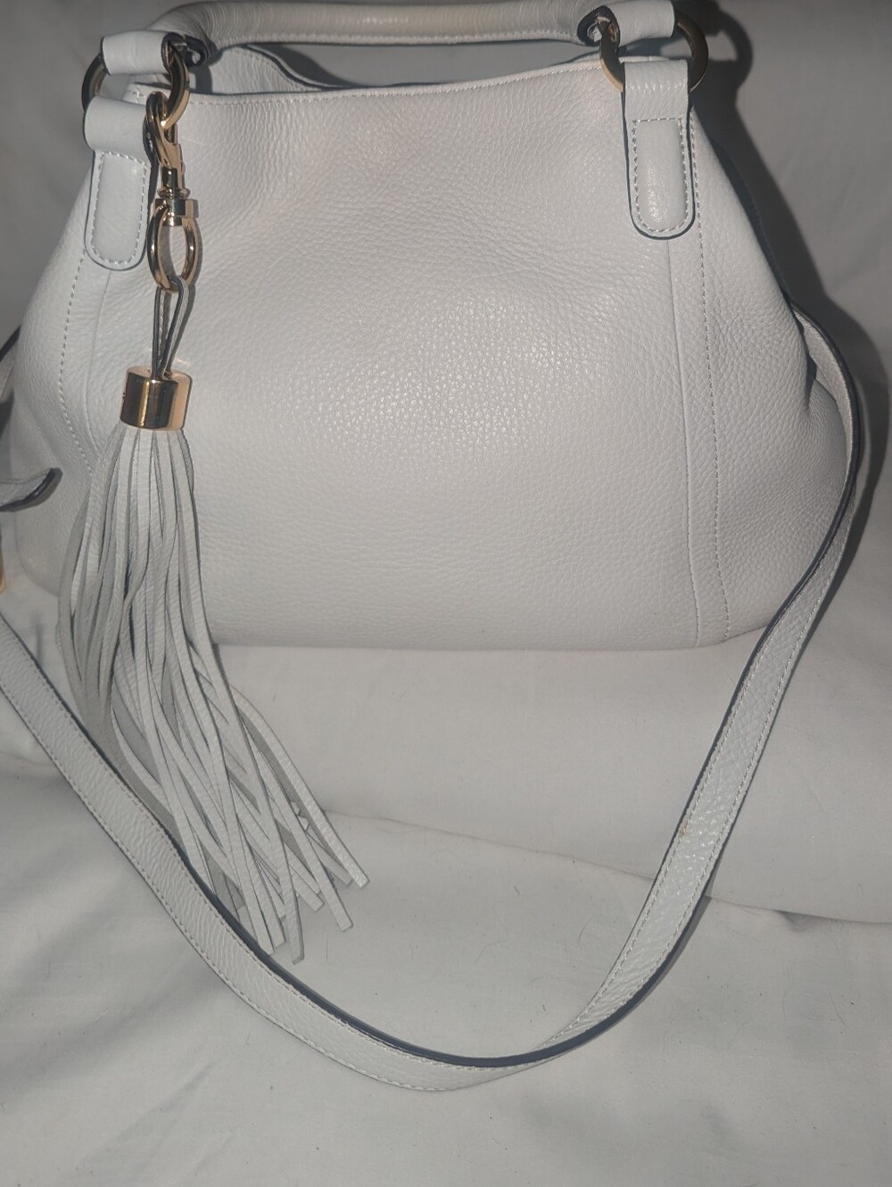 Gilli Got It Love It White Leather Tassel Satchel with Gold Hardware - Picture 2 of 14